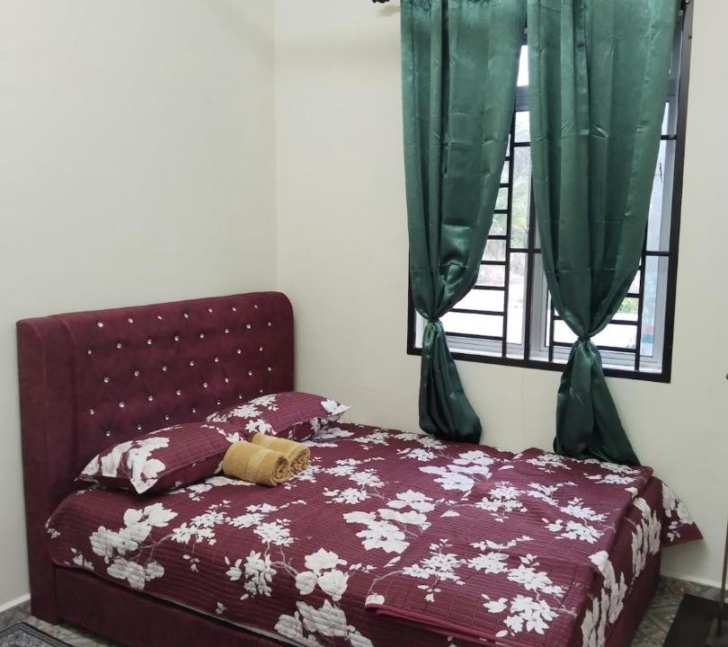Photo of Bedroom in Batu Pahat