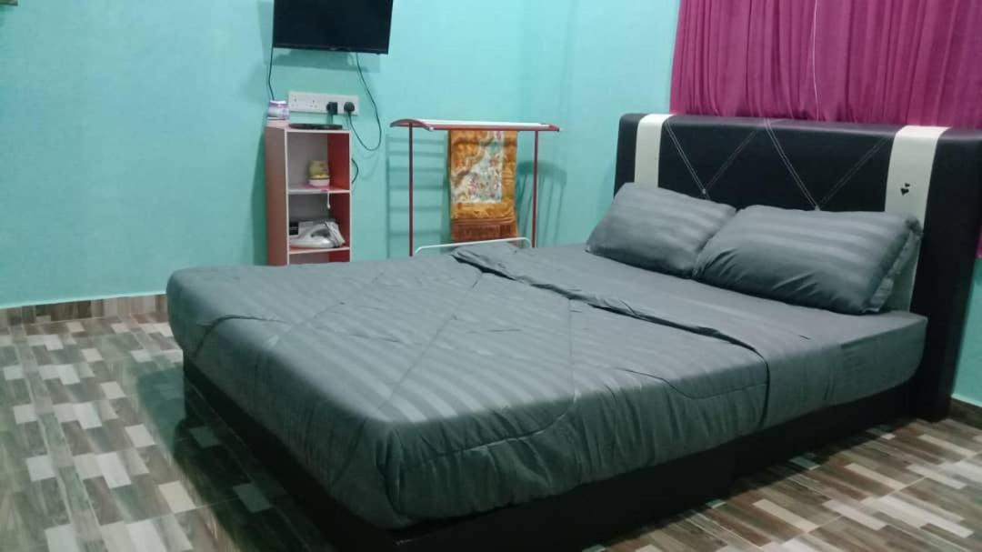 Photo of Bedroom in Kampung Telaga Batin