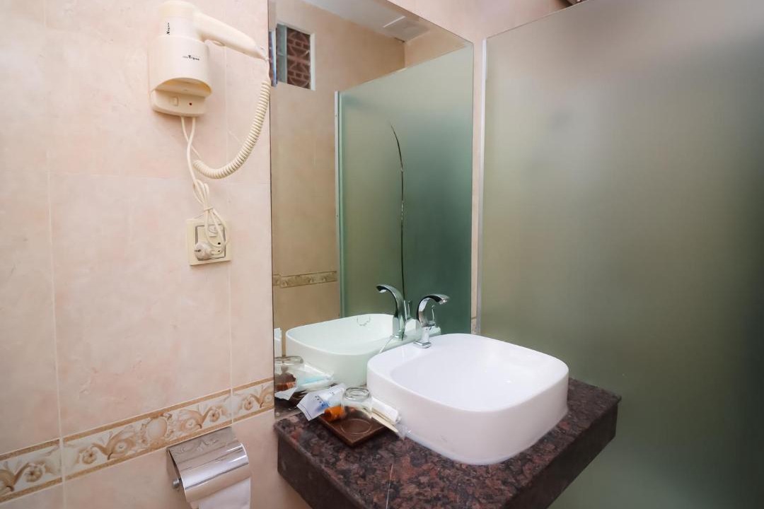 Photo of Bathroom in Chamkar Mon