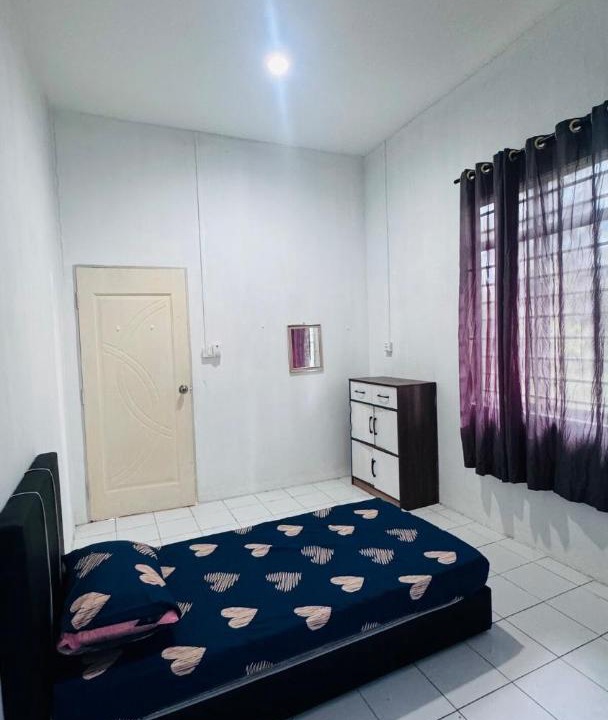 Photo of Bedroom in Kampung Tambalugu