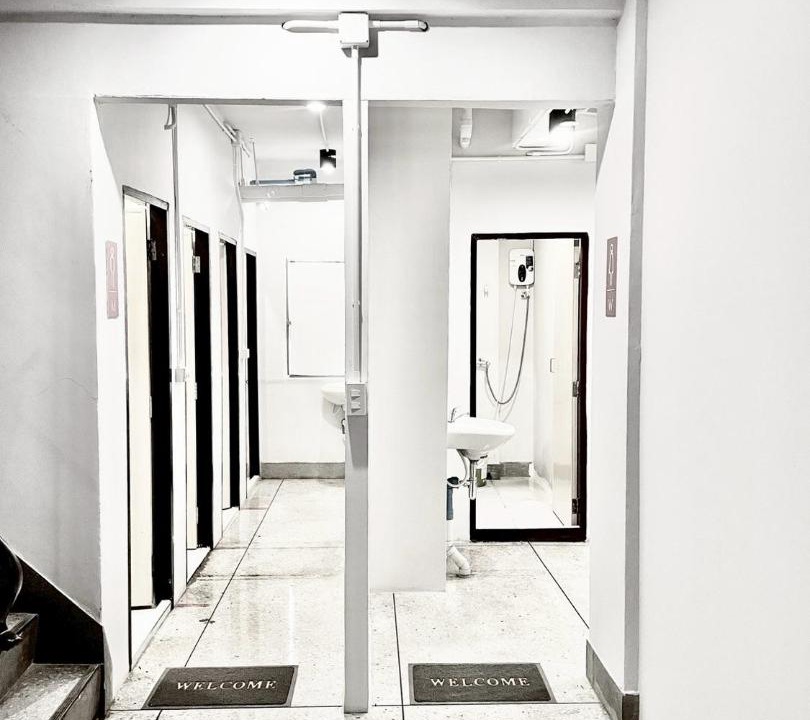 Photo of Bathroom in Wat Bowon Niwet