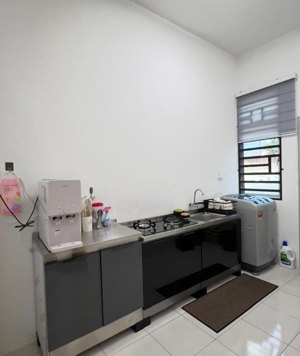 Photo of Kitchen in Pokok Sena District