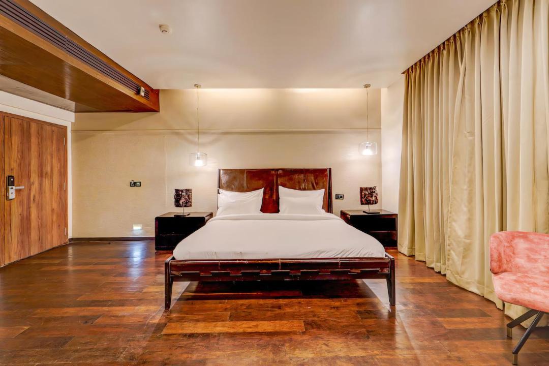 Photo of Bedroom in Thousand Lights West