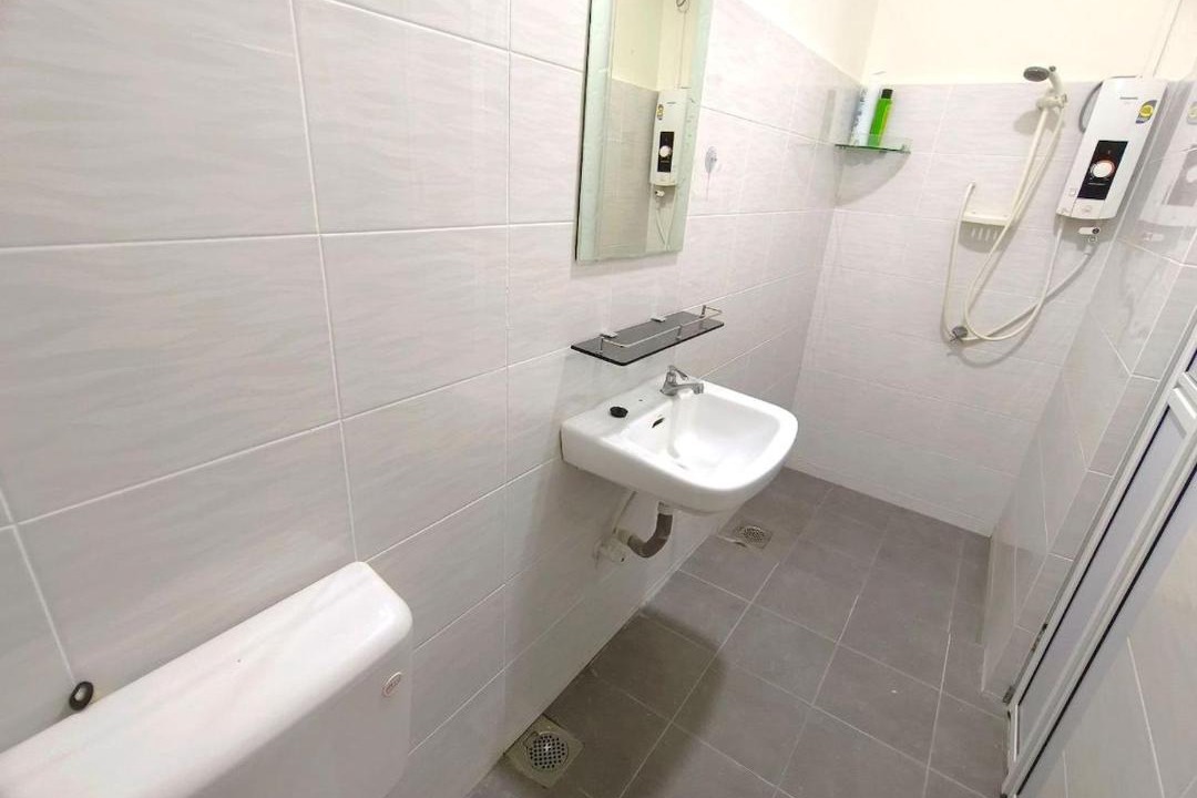 Photo of Bathroom in Taman Intan