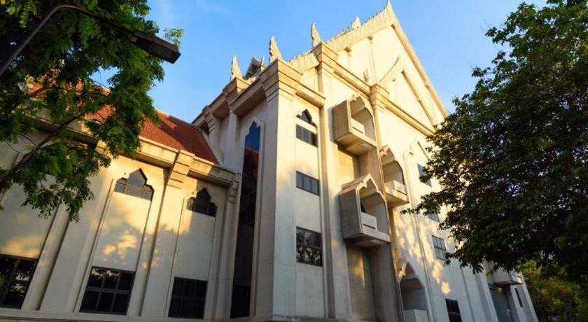 Photo of Buildings in Nonthaburi