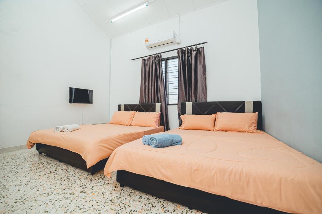 Photo of Bedroom in Batu Pahat