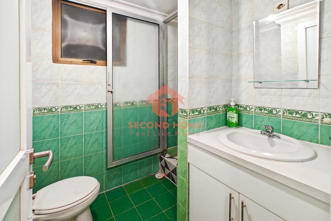 Photo of Bathroom in Setiabudi