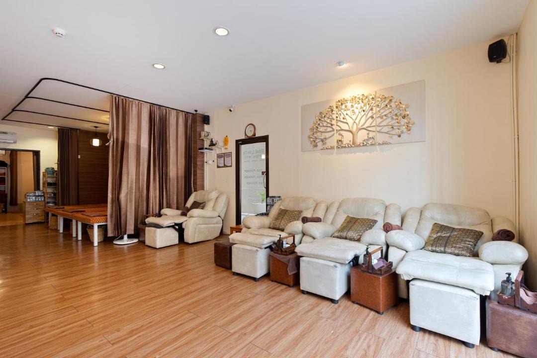Photo of Livingroom in Talat Yot
