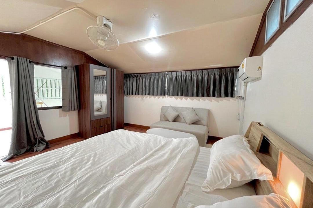 Photo of Bedroom in Plai Laem