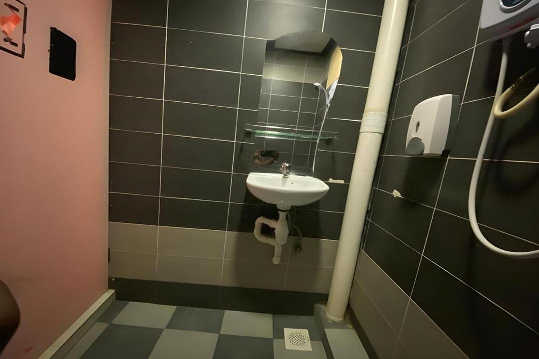Photo of Bathroom in Batu Ferringhi