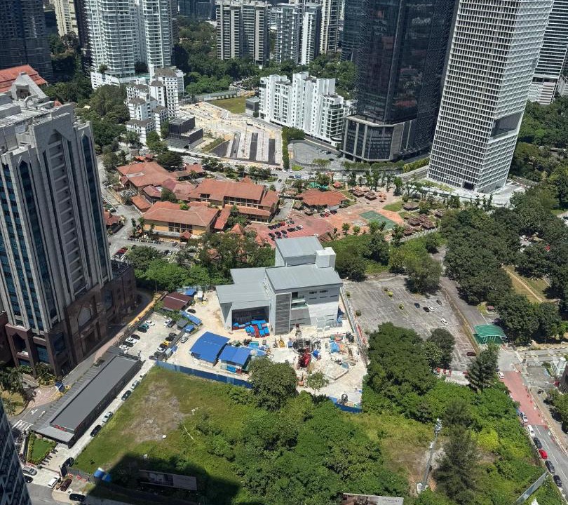 Photo of Buildings in Imbi