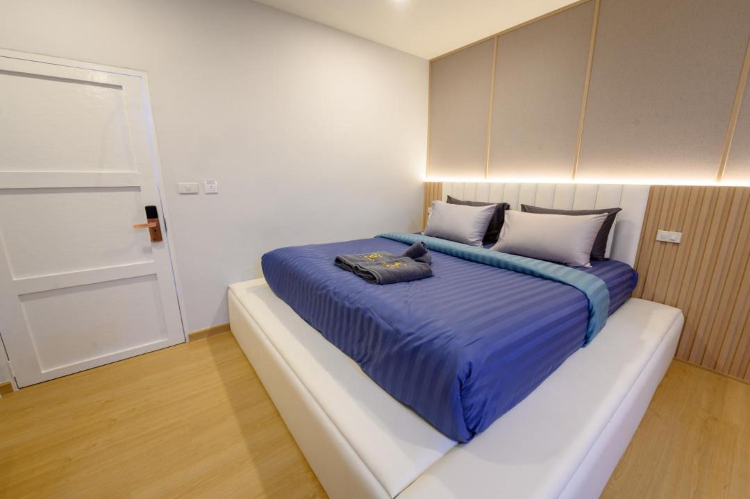 Photo of Bedroom in Koh Lan