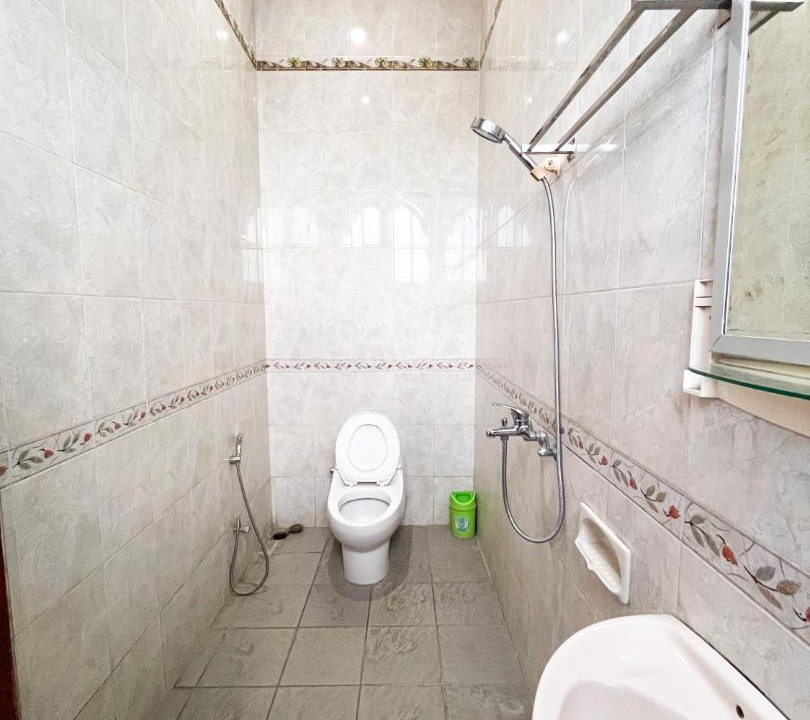 Photo of Bathroom in Sarangan