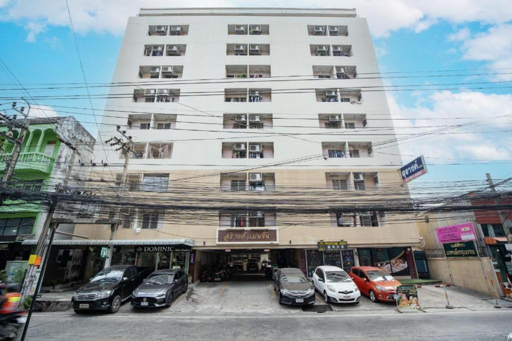 Photo of Buildings in Nonthaburi