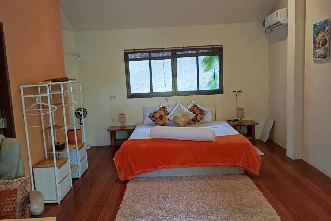 Photo of Bedroom in Haad Yao
