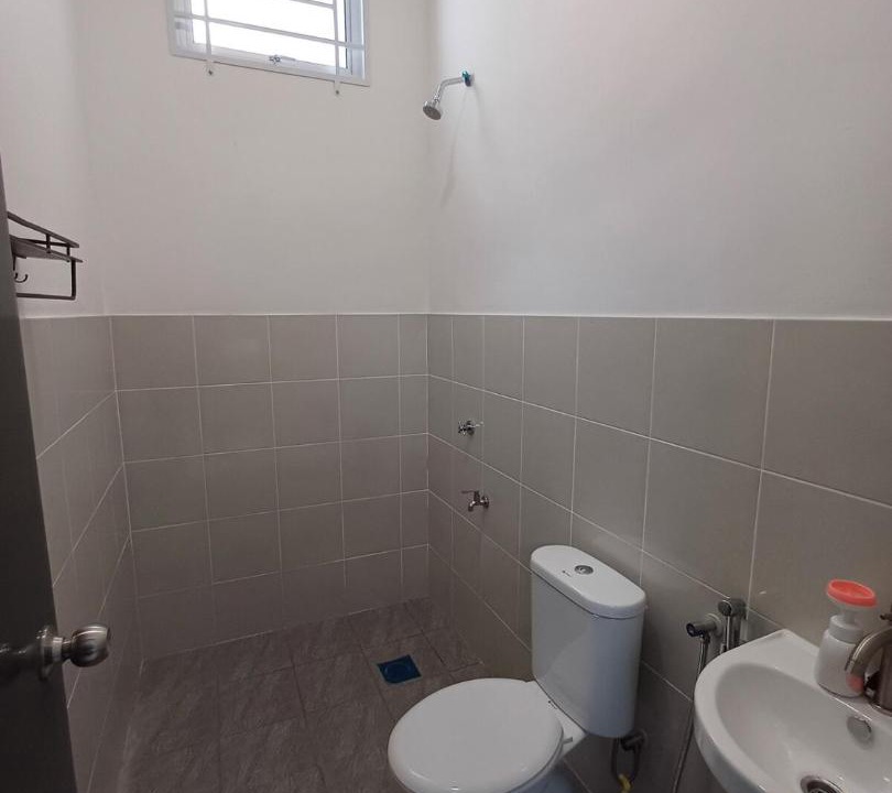 Photo of Bathroom in Pusat Komersil Lee Ling