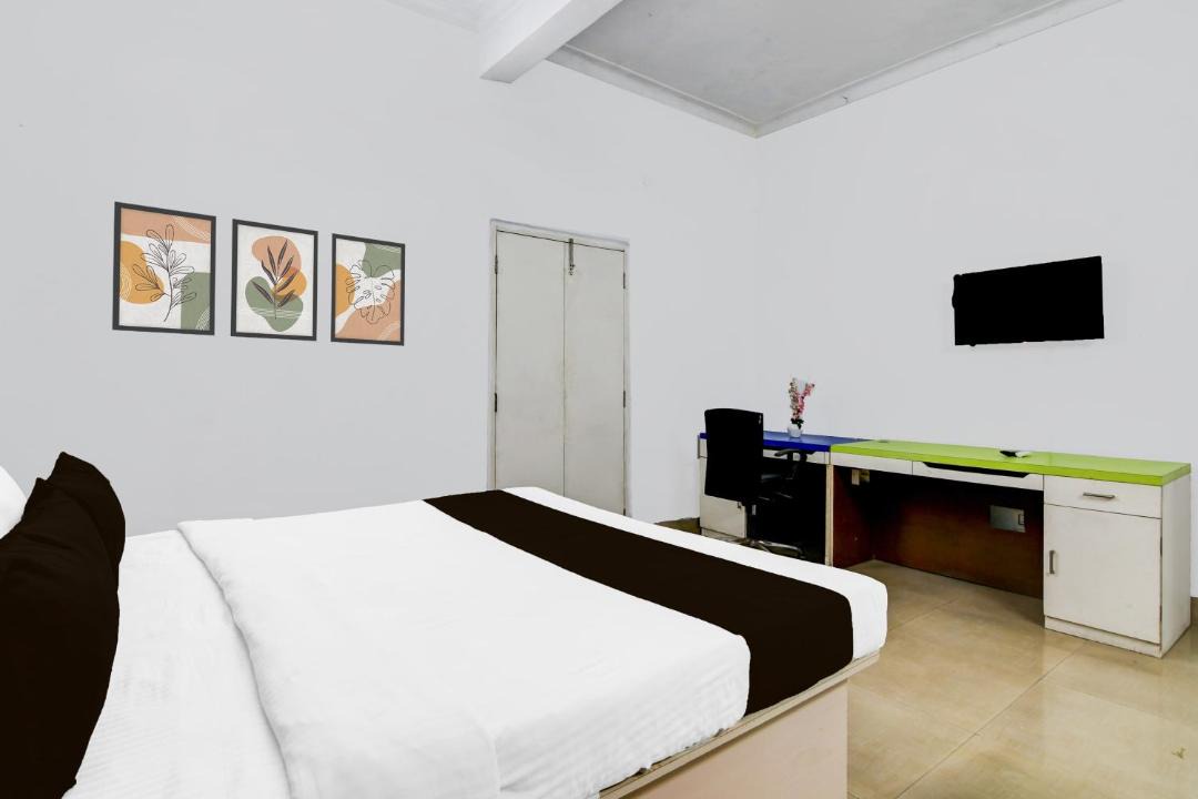 Photo of Bedroom in Kalighat