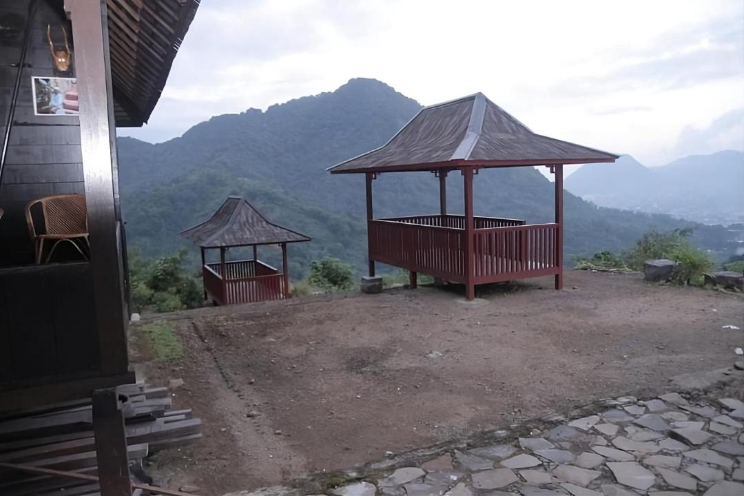 Photo of Others in Watublapi