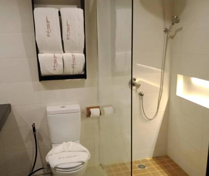 Photo of Bathroom in Botumoito