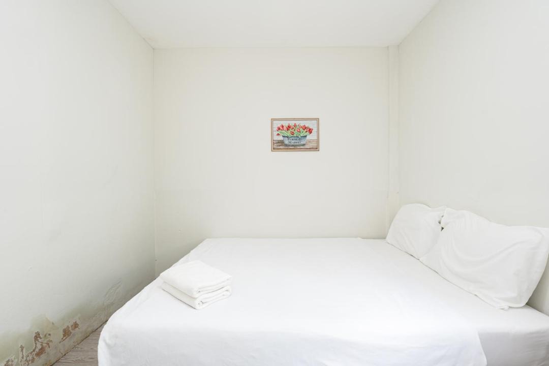 Photo of Bedroom in Siriraj
