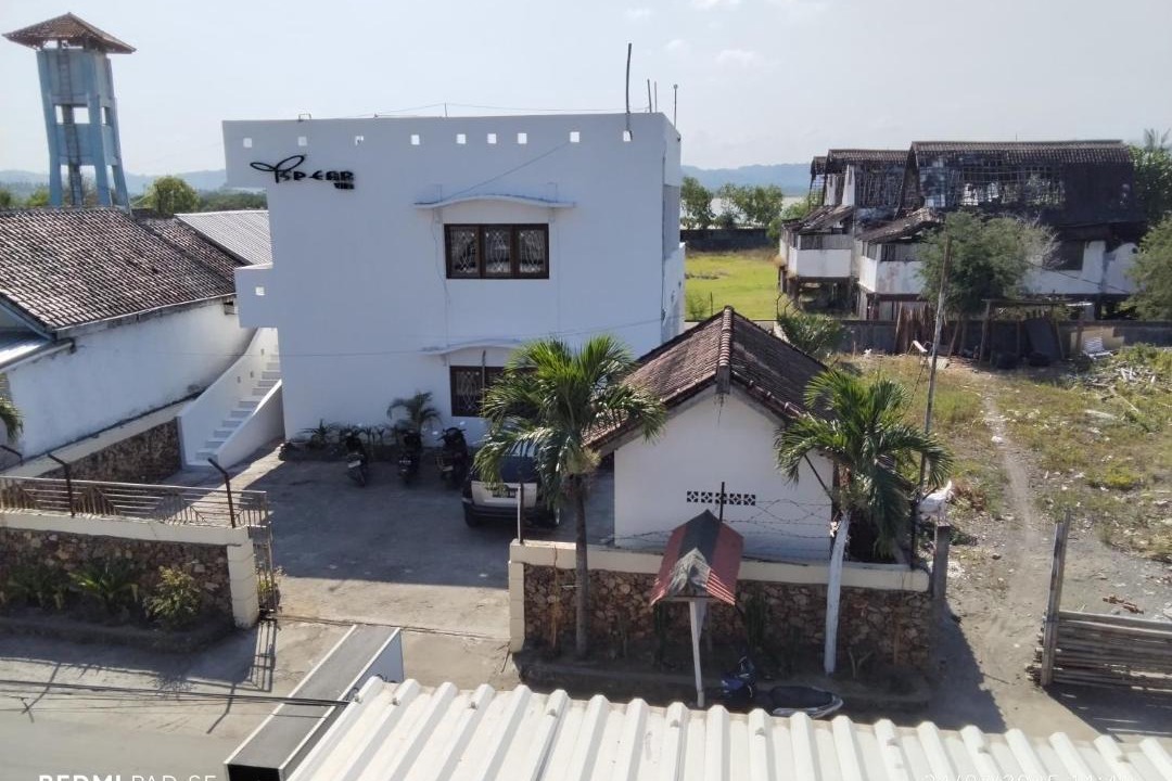 Photo of Buildings in Gerupuk