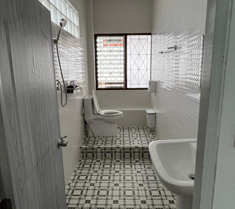 Photo of Bathroom in Makham Tia
