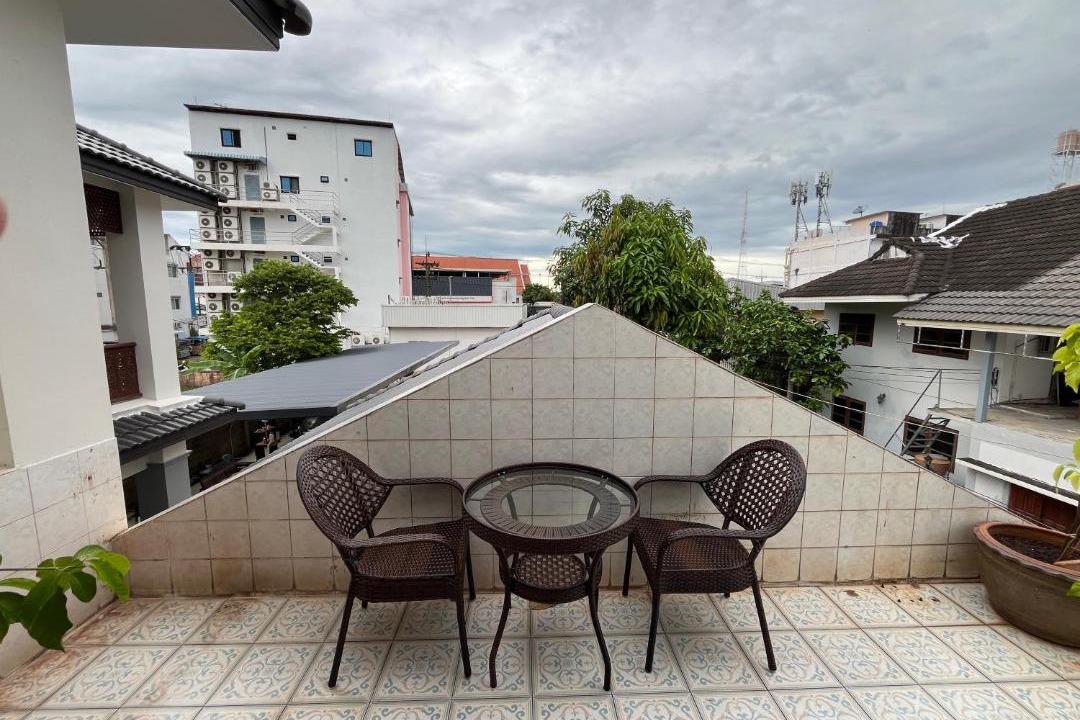 Photo of Patio Balcony in Makham Tia