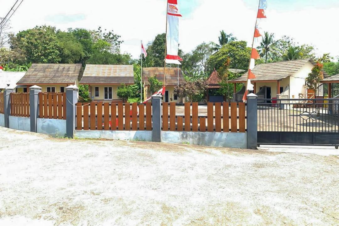 Photo of Others in Mertoyudan