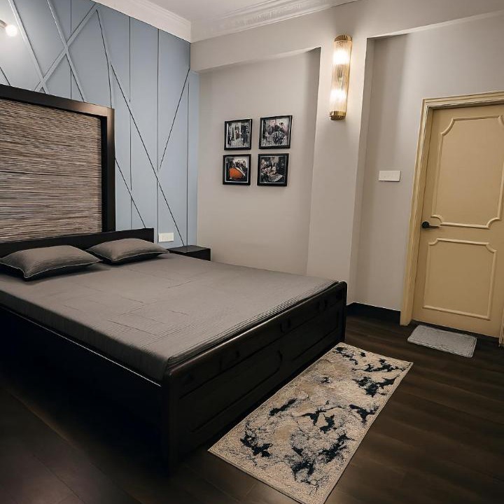 Photo of Bedroom in Alipur