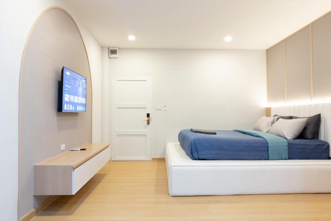 Photo of Bedroom in Koh Lan