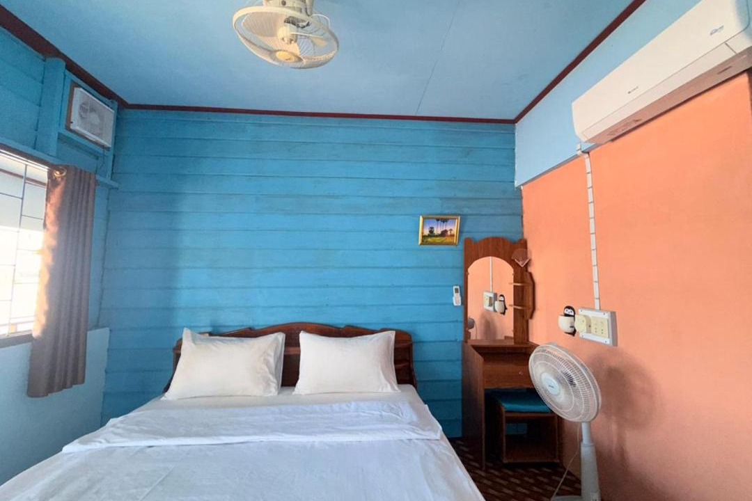 Photo of Bedroom in Don Det