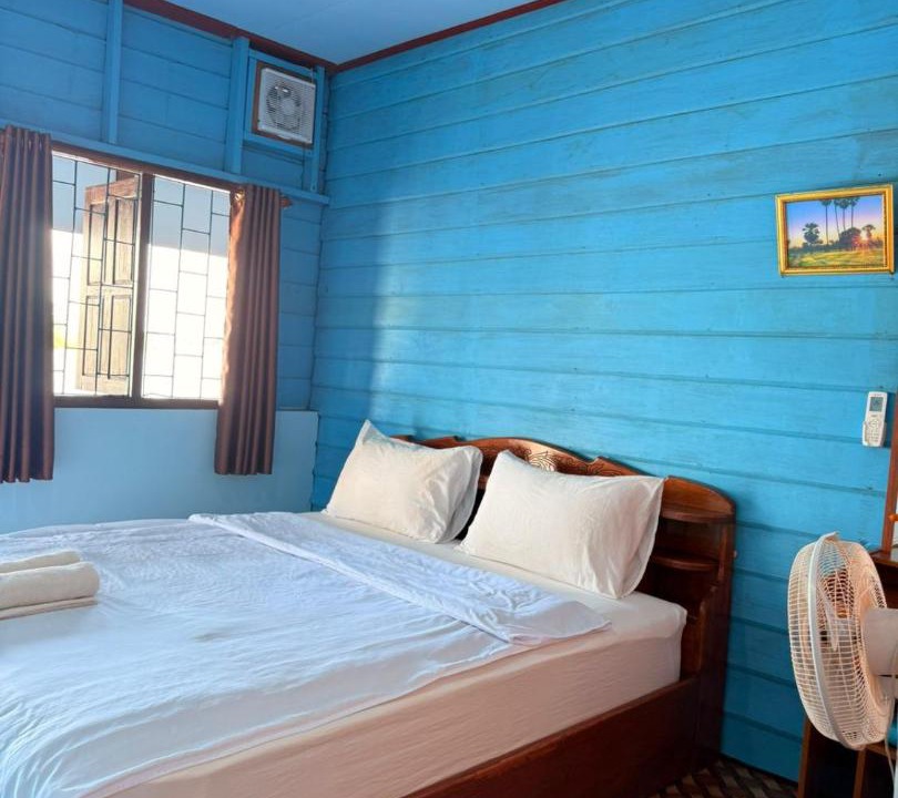 Photo of Bedroom in Don Det