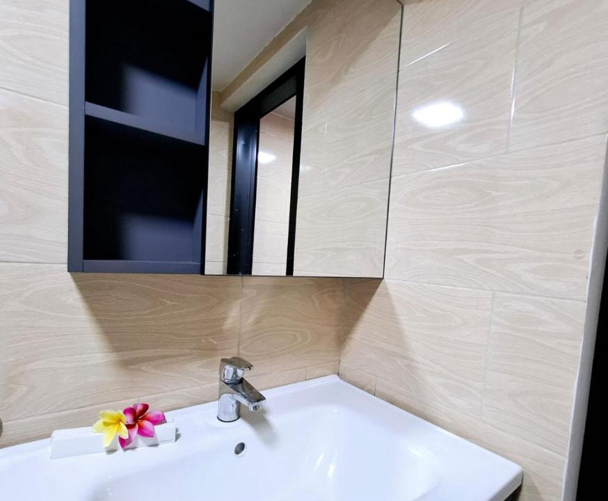 Photo of Bathroom in Mumbul