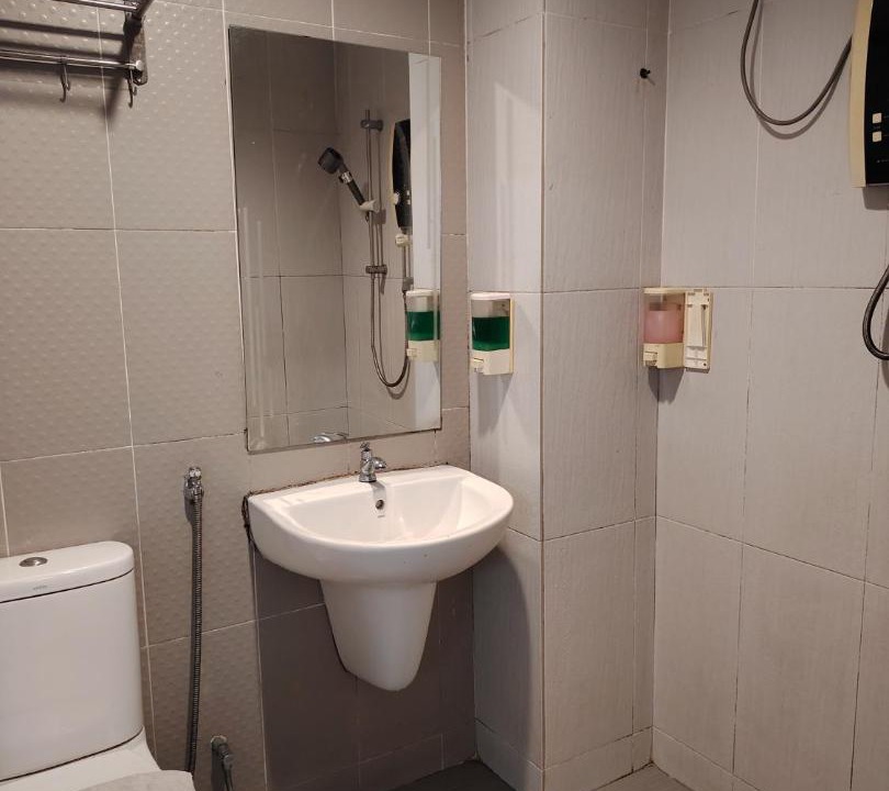 Photo of Bathroom in Central District