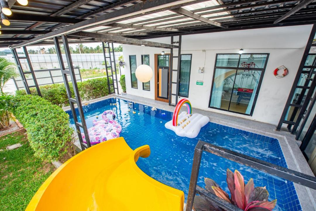 Photo of Patio Balcony in Pong