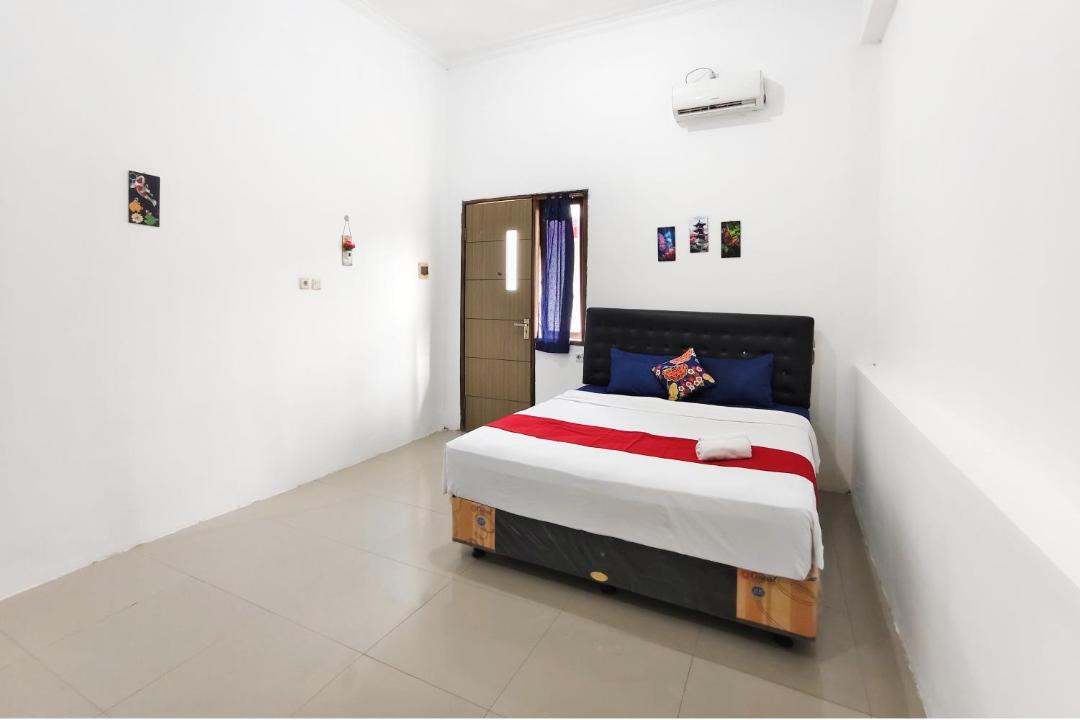Photo of Bedroom in Mojokerto