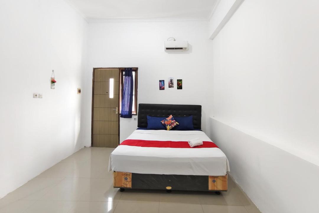 Photo of Bedroom in Mojokerto