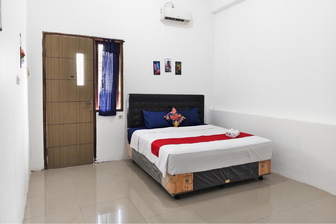 Photo of Bedroom in Mojokerto