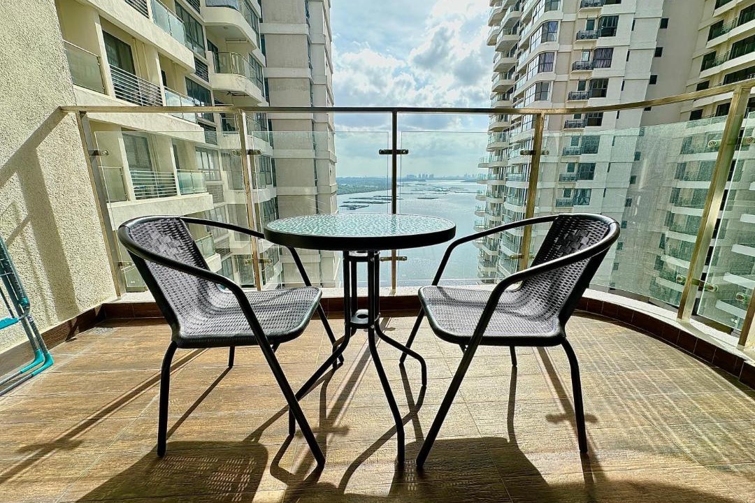 Photo of Patio Balcony in Central District