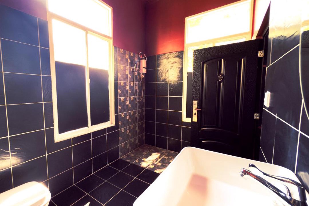 Photo of Bathroom in Srae Ambel