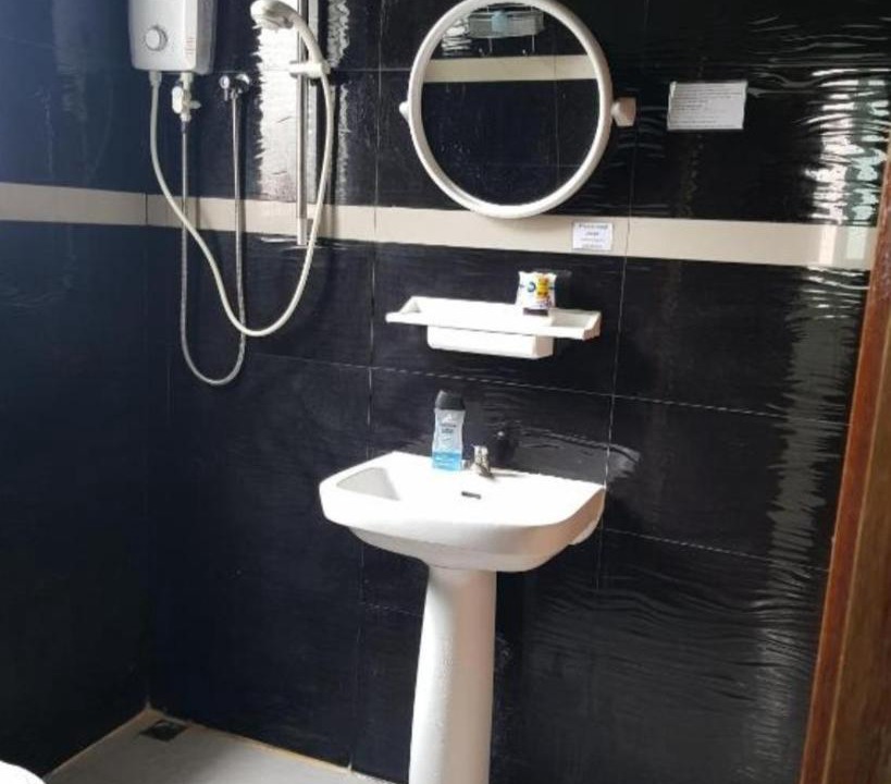 Photo of Bathroom in Chom Phon