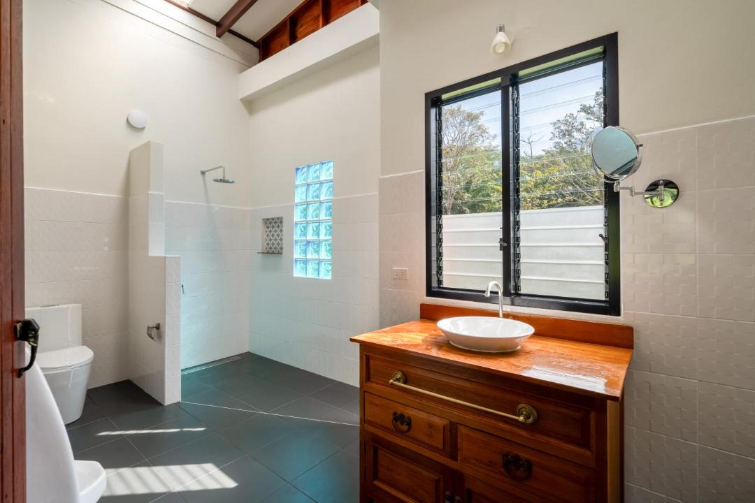Photo of Bathroom in Nuea Khlong