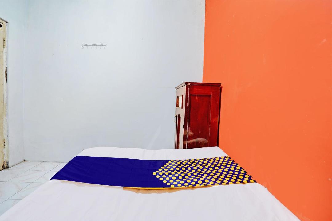 Photo of Bedroom in Jombang