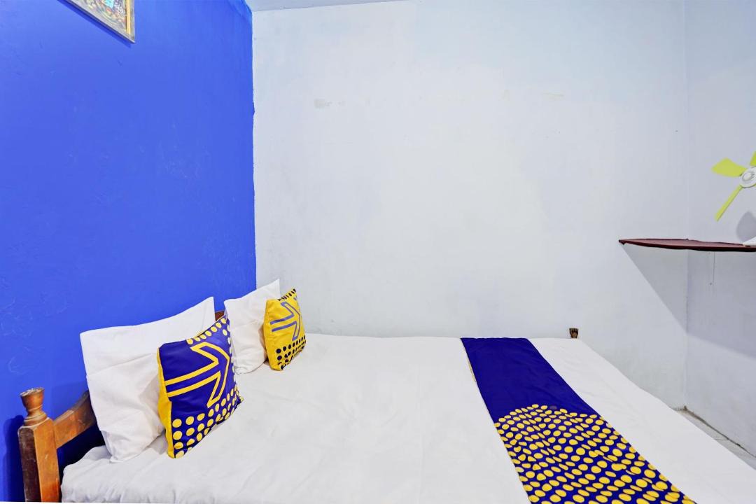 Photo of Bedroom in Jombang