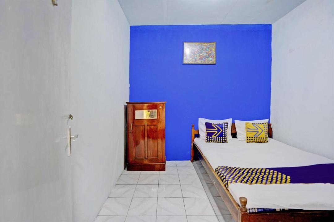 Photo of Bedroom in Jombang