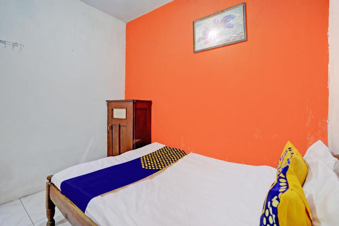 Photo of Bedroom in Jombang