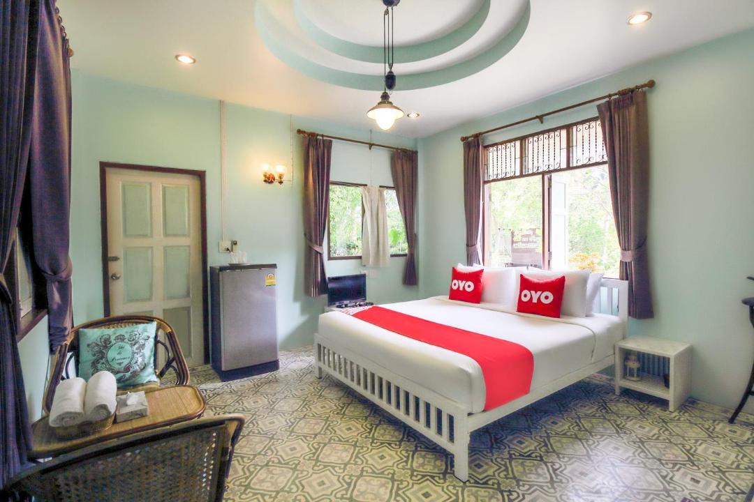 Photo of Bedroom in Amphawa
