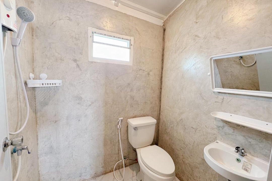 Photo of Bathroom in Lao Khwan