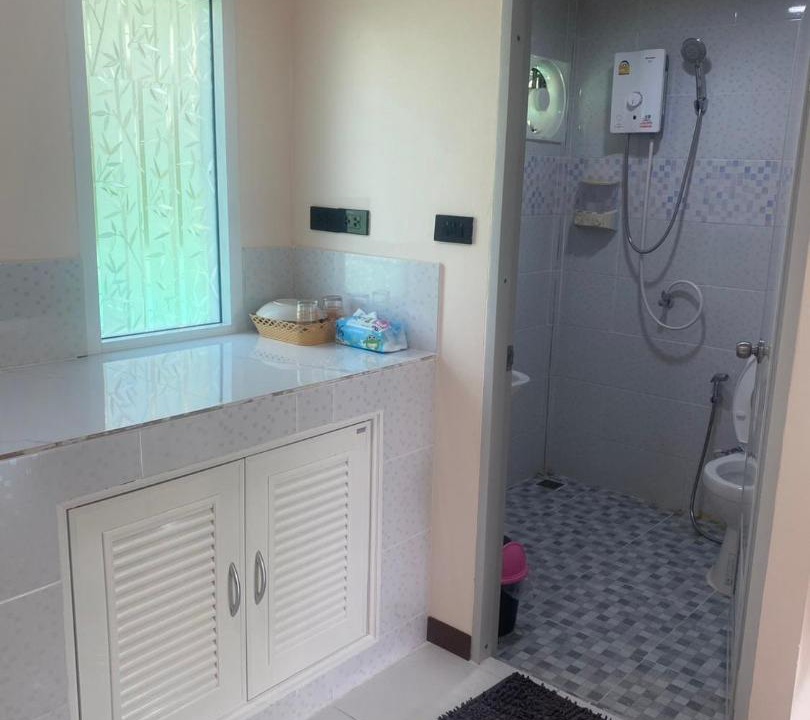 Photo of Bathroom in Hua Toei