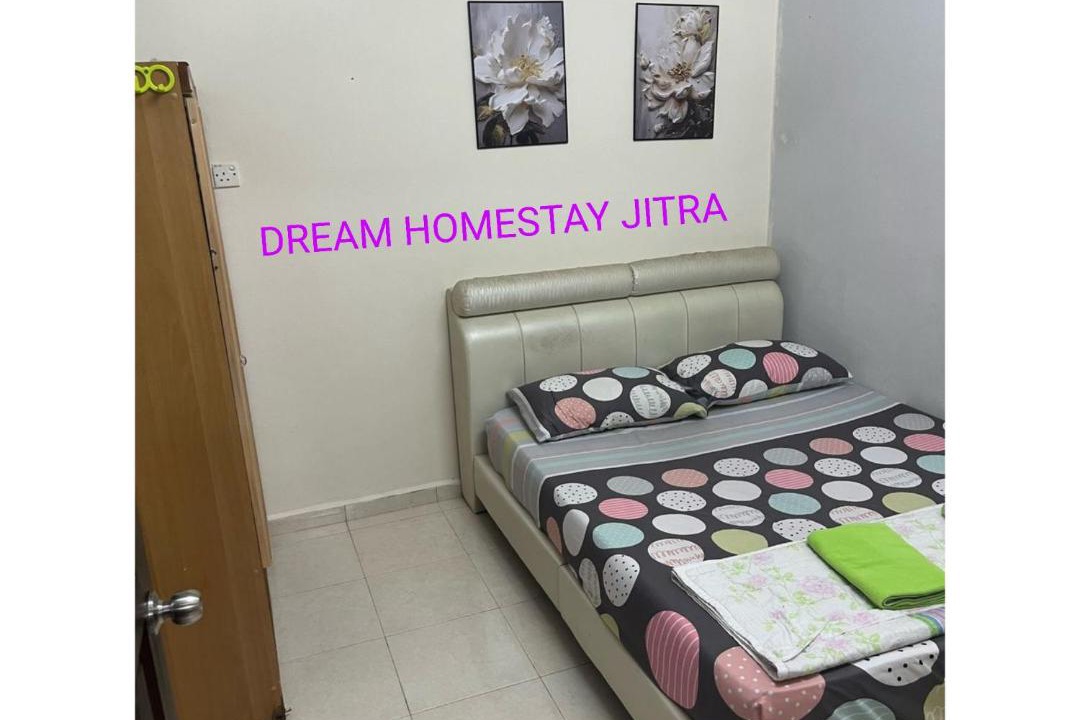 Photo of Bedroom in Kampung Pantai Halban